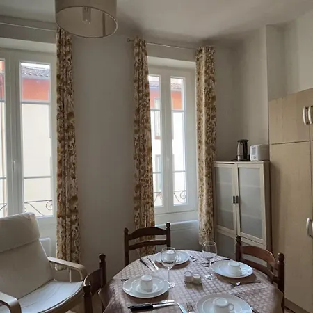 Apartman Proche De La Gare Sncf