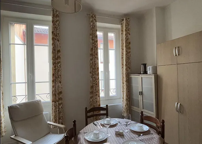 Apartment Proche De La Gare Sncf